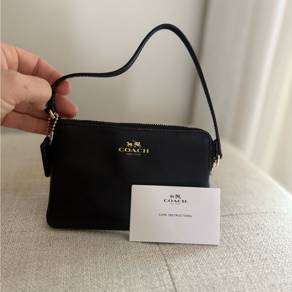 Coach Black Wristlet - Picture 3 of 4